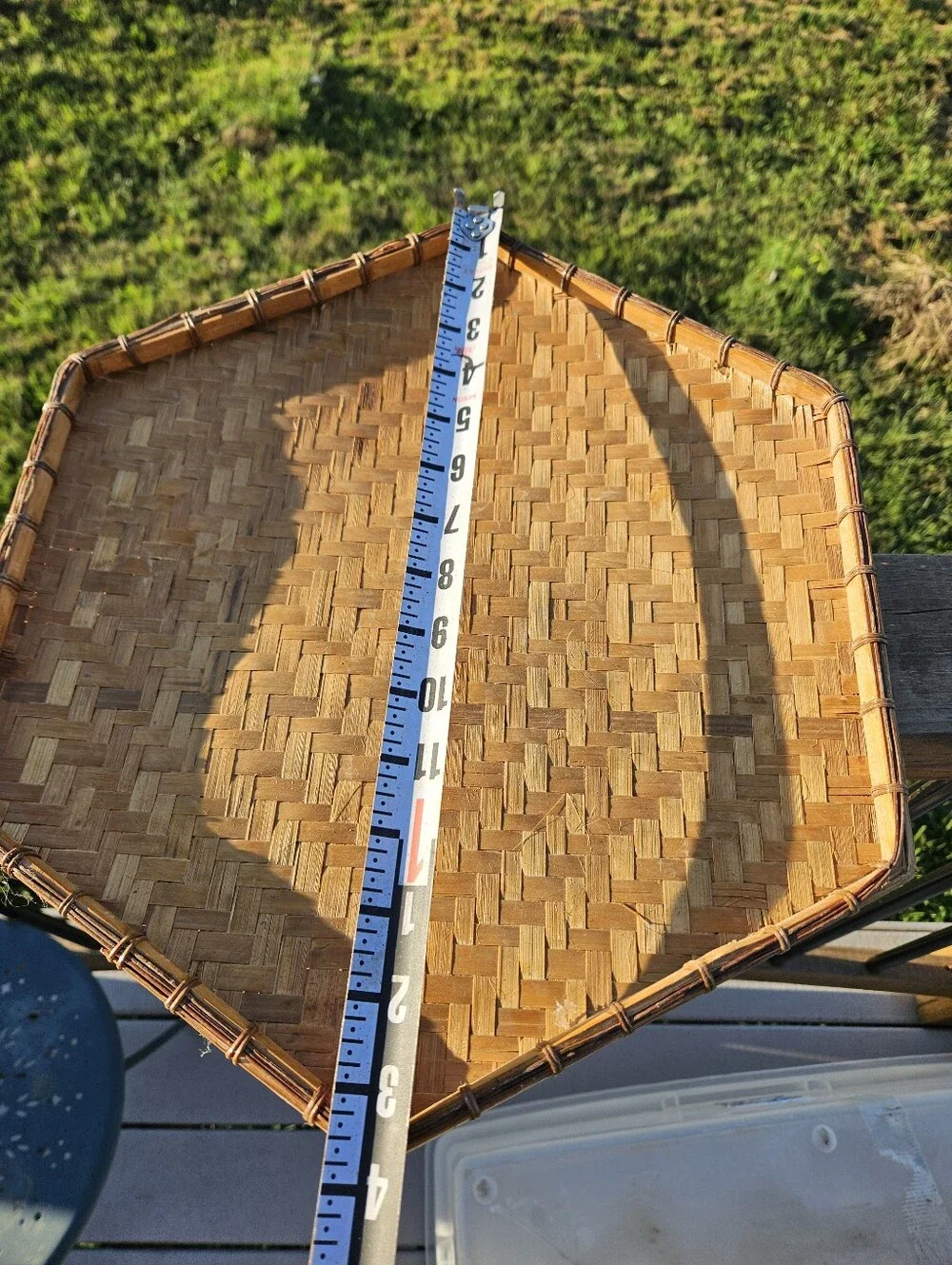 FARMHOUSE RUSTIC Vintage Bamboo Hexagon Basket Serving Tray Wicker Rattan Decor